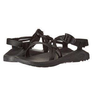 Women's Black Criss Cross Strap Chaco’s Adjustable Athletic Sandal with Toe Loop